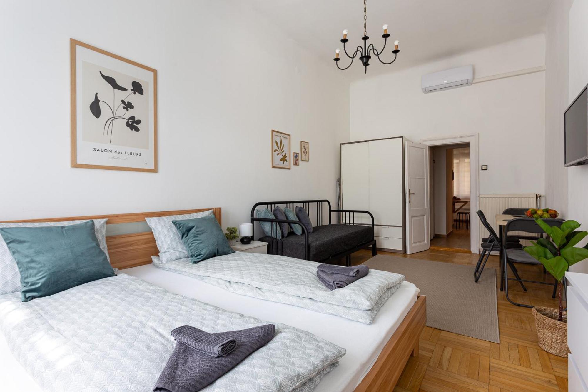 Urania Apartments Budapest Ngoại thất bức ảnh