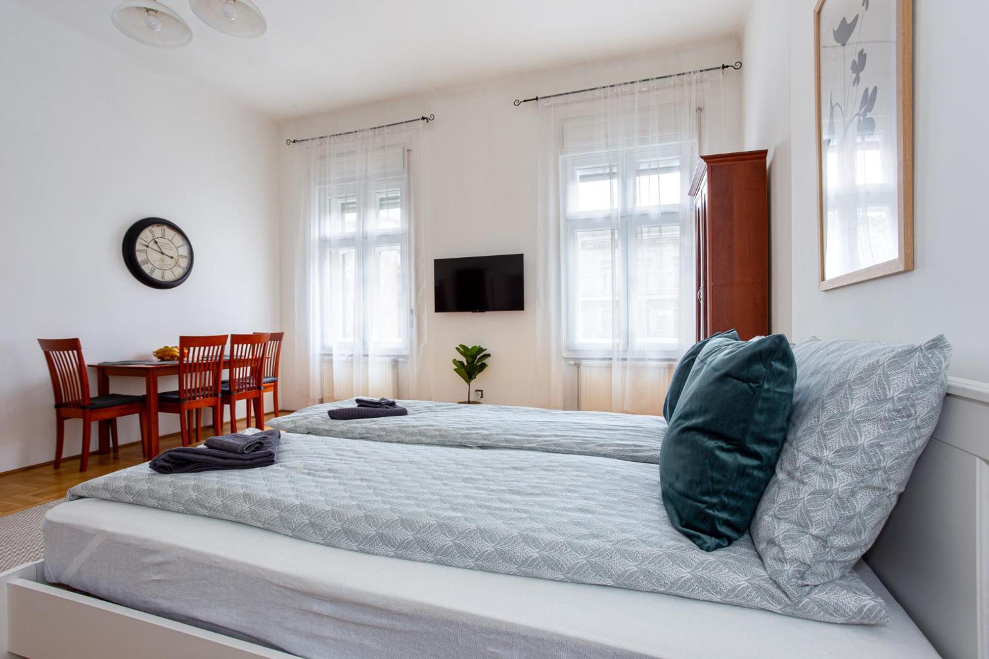 Urania Apartments Budapest Ngoại thất bức ảnh